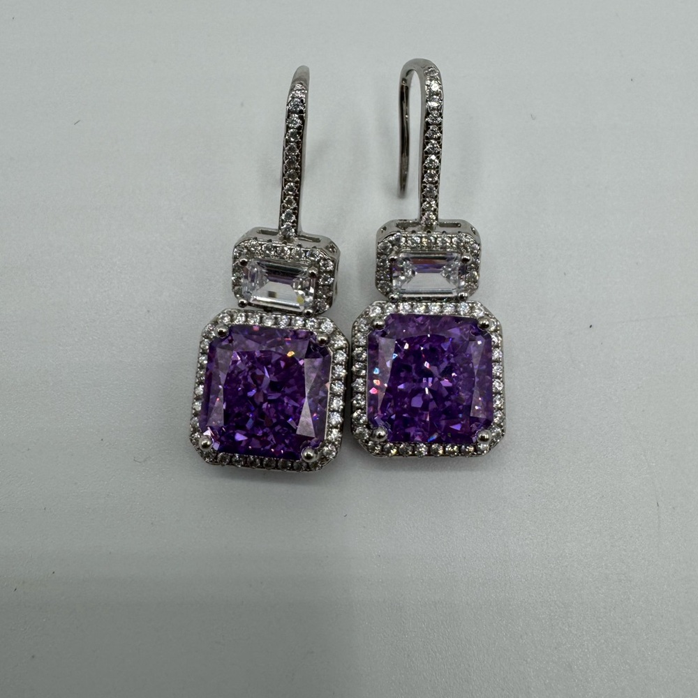 14k 4ct Kunzite Earrings - Picture 5 of 9